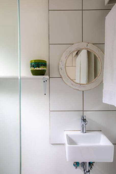 Holiday home Serene Hide-away With Ocean Views. Cape Town